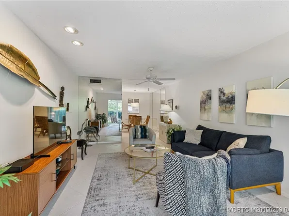2929 SE Ocean Blvd APT 132-4, Stuart, FL 34996