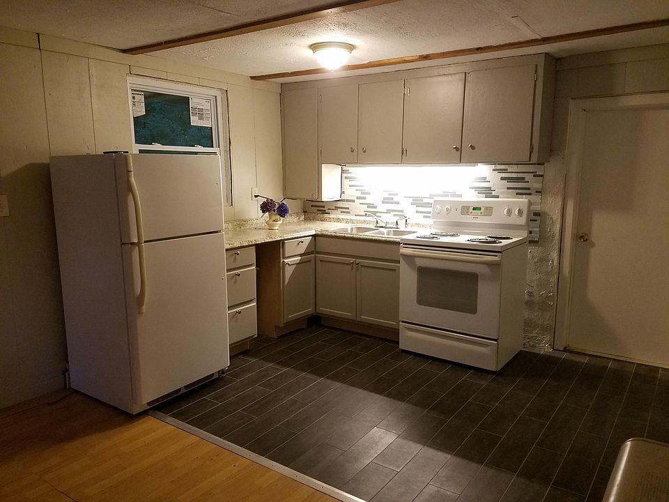 open kitchen floorplan
