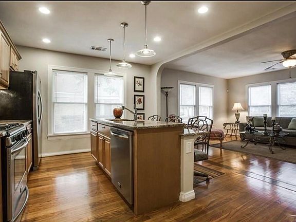 4th image of 5307 Maple Springs Blvd