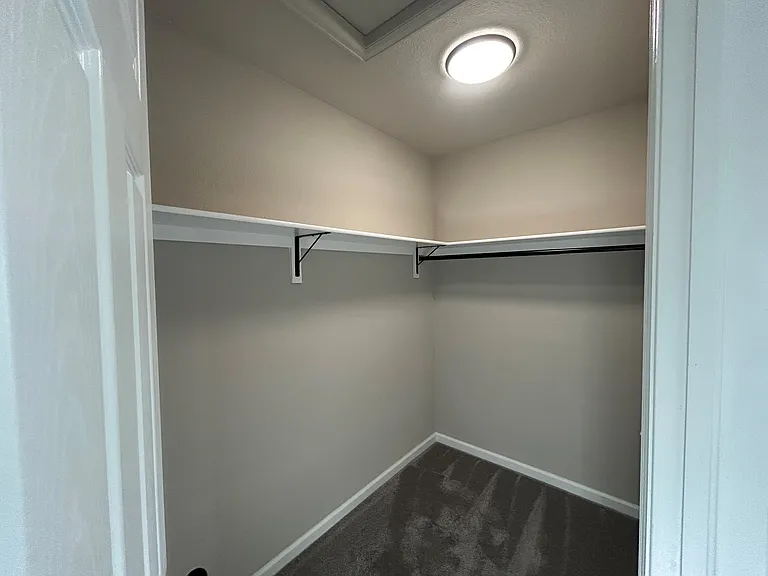 1651 Prairie Hill Dr #B — Photo 7
