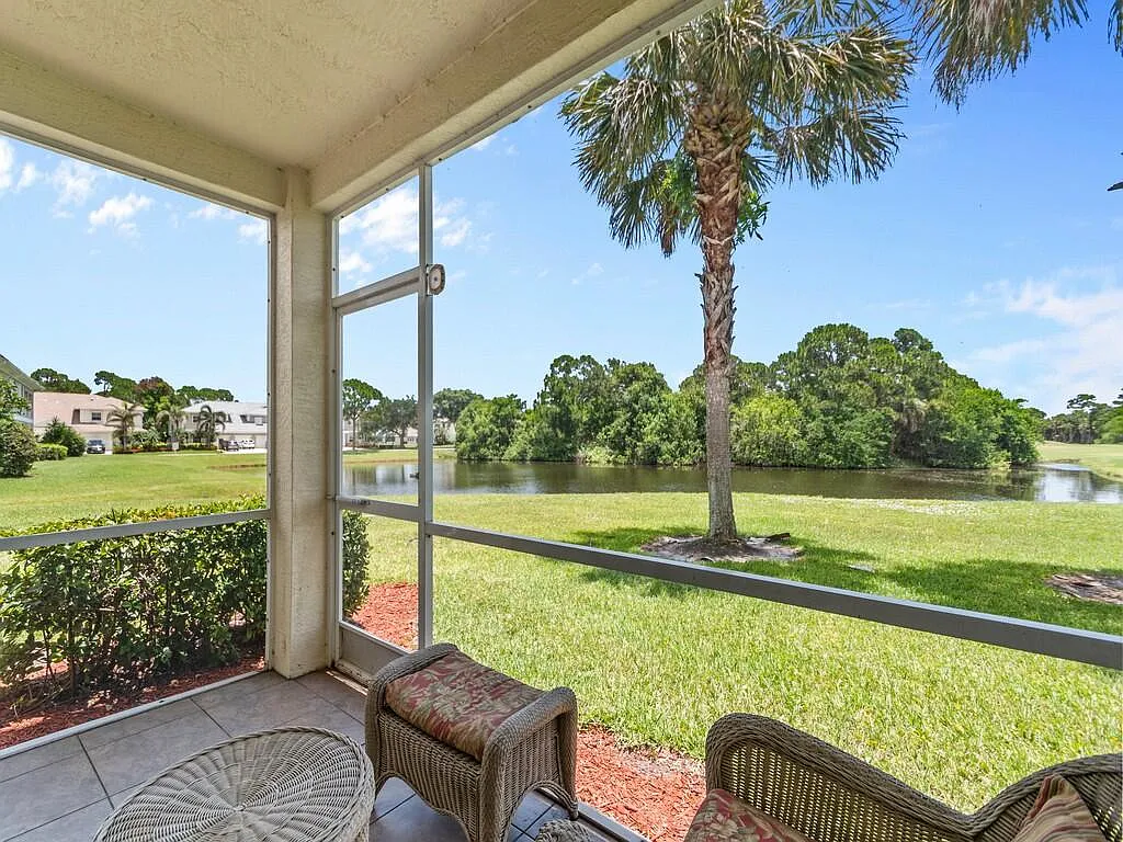 2 bed, 2.0 bath, 1316 sqft, $1,950 — Photo 1