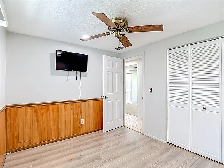 7916 Woodgrove Cir — Photo 25