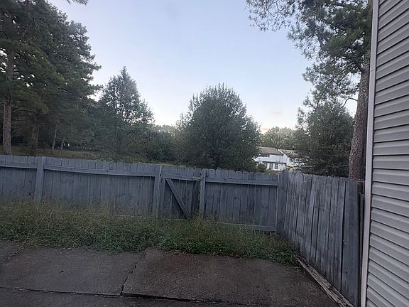5th image of 261 Country Club Dr
