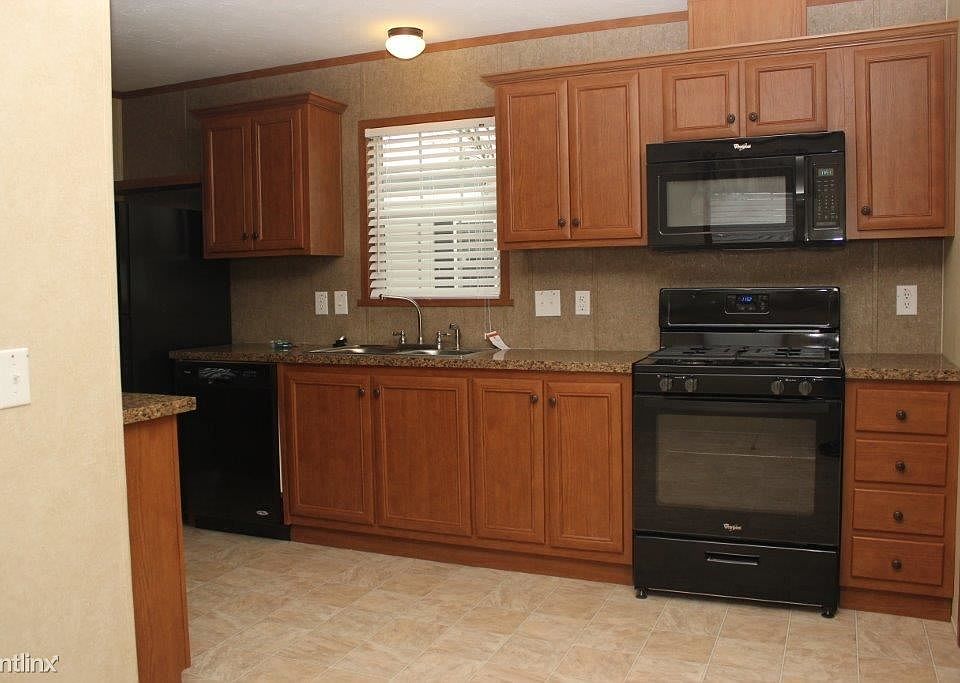16x66 2bd good kitchen view