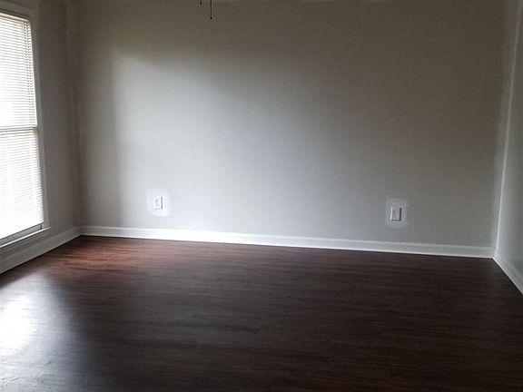 2nd image of 4500 Bonnell Dr NW APT A