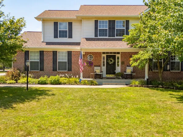 2700 W Ashbrook Ln, Muncie, IN 47304