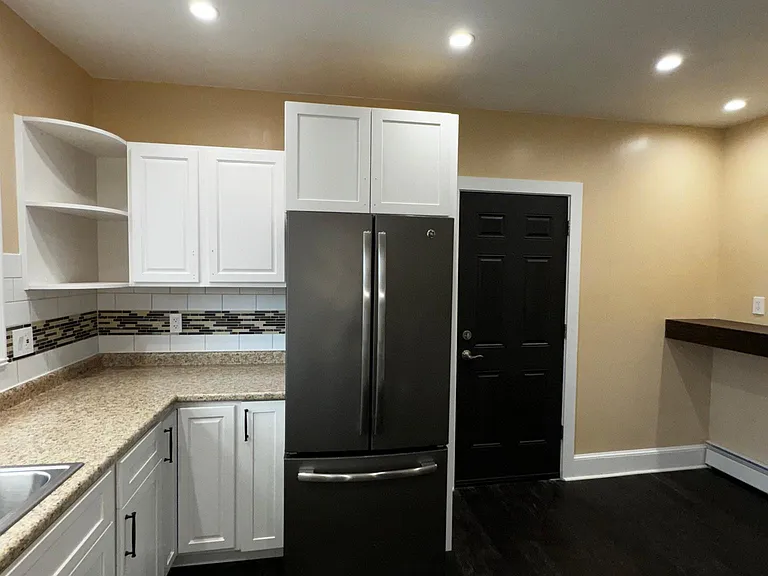806 Garden St #3 — Photo 2