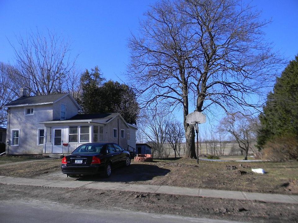 1st image of 34 Ladue Ave