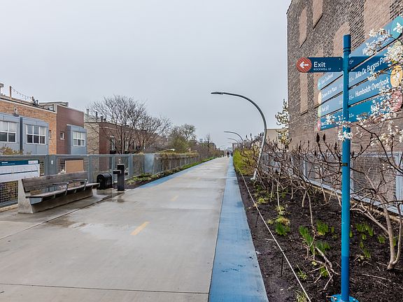 2nd image of 2600 W Bloomingdale Ave #0