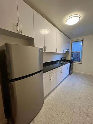 Rented by Contact Realty | media 20