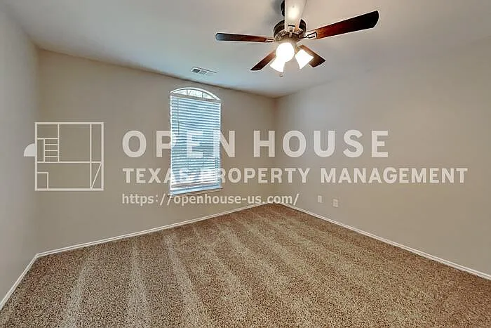 2839 Park Place Dr — Photo 15