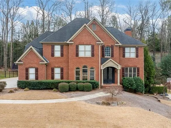 5170 Deerlake Dr, Alpharetta, GA 30005