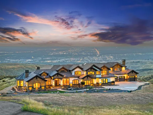 6381 E Wildhorse Ln, Boise, ID 83712