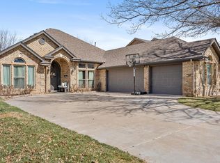 14 Saint Andrews Dr, Amarillo, TX 79124