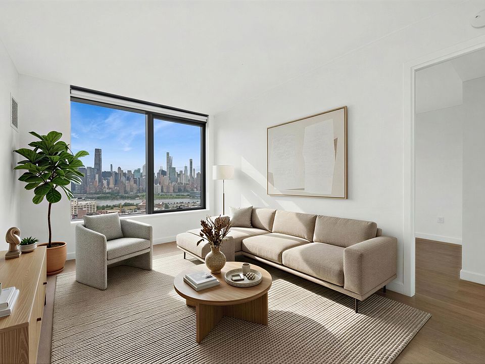 1st image of 3 Court Sq #3201