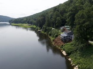 646 S Tunnel Rd, Kennerdell, PA 16374