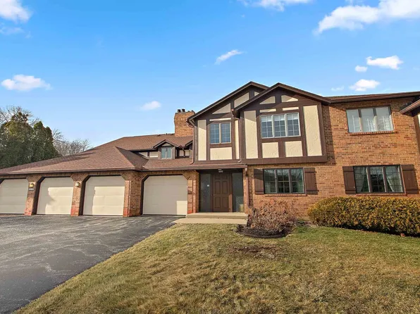 13212 S Oak Hills Pkwy APT 1A, Palos Heights, IL 60463