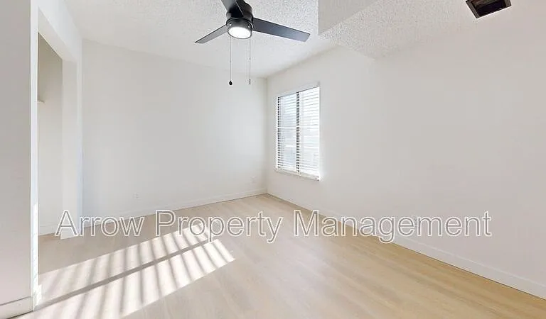 205 E Arbor Ave #201G — Photo 10