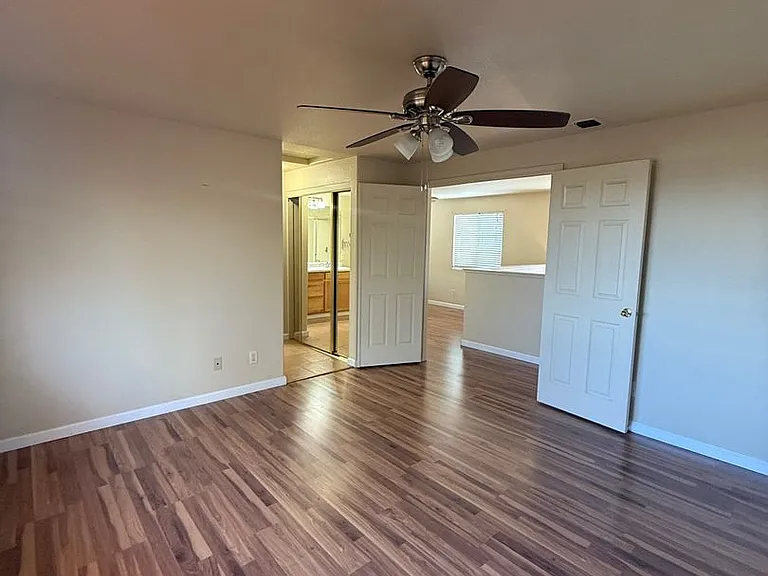 1080 Crosswater Dr — Photo 11