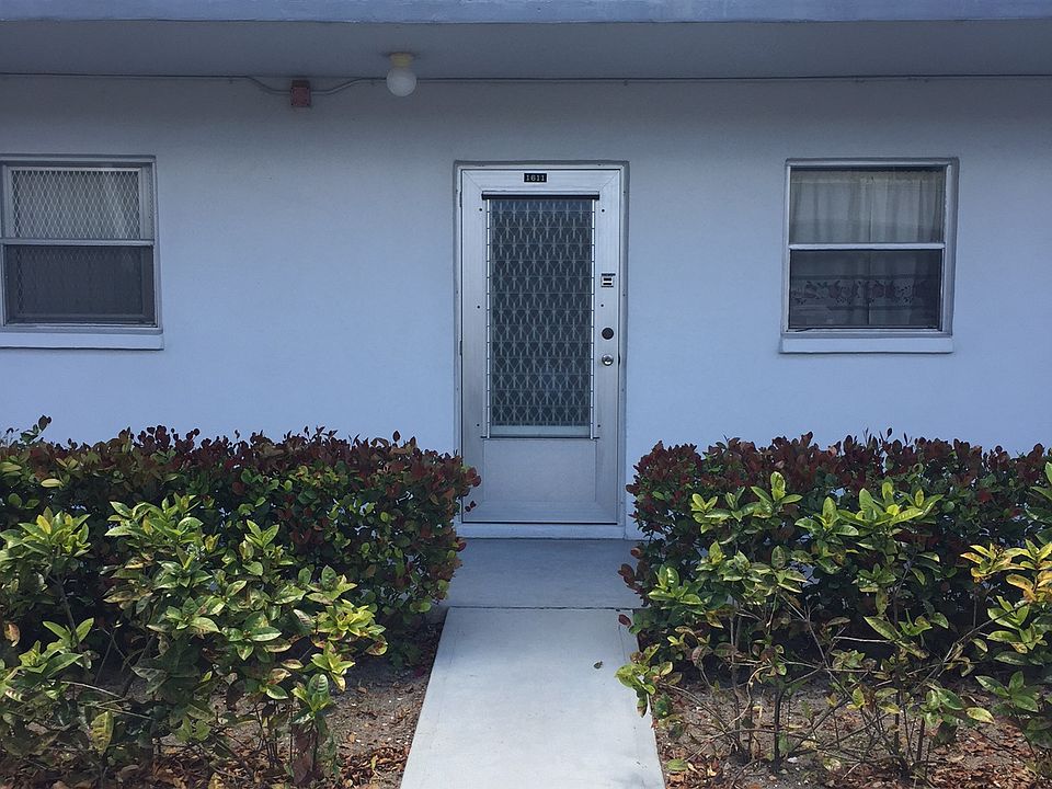 1st image of 2740 SW 22nd Ave APT 1611