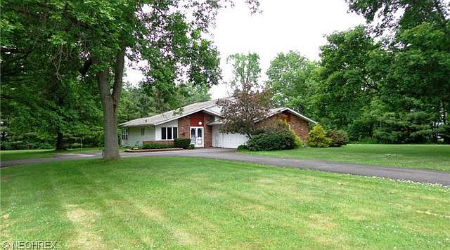 1st image of 11300 Highland View Dr