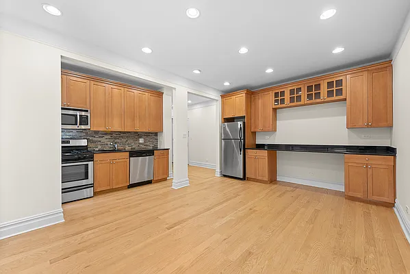 Rented by Corcoran | media 6