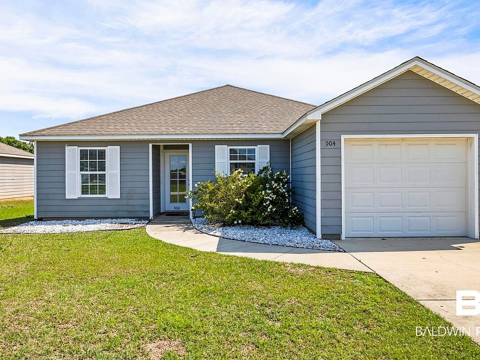 1st image of 904 Sentinel Cir