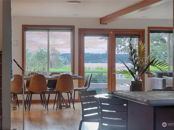 4706 NE 103rd Street, Seattle, WA 98125