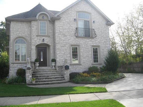 2nd image of 6223 N Sayre Ave #Singlefh1