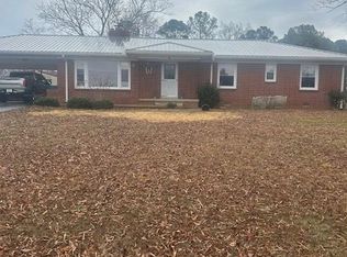 208 Oakdale Rd, Camden, TN 38320