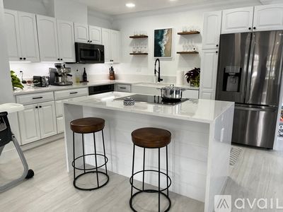 1117 Hollywood Blvd, Hollywood, FL, 33019