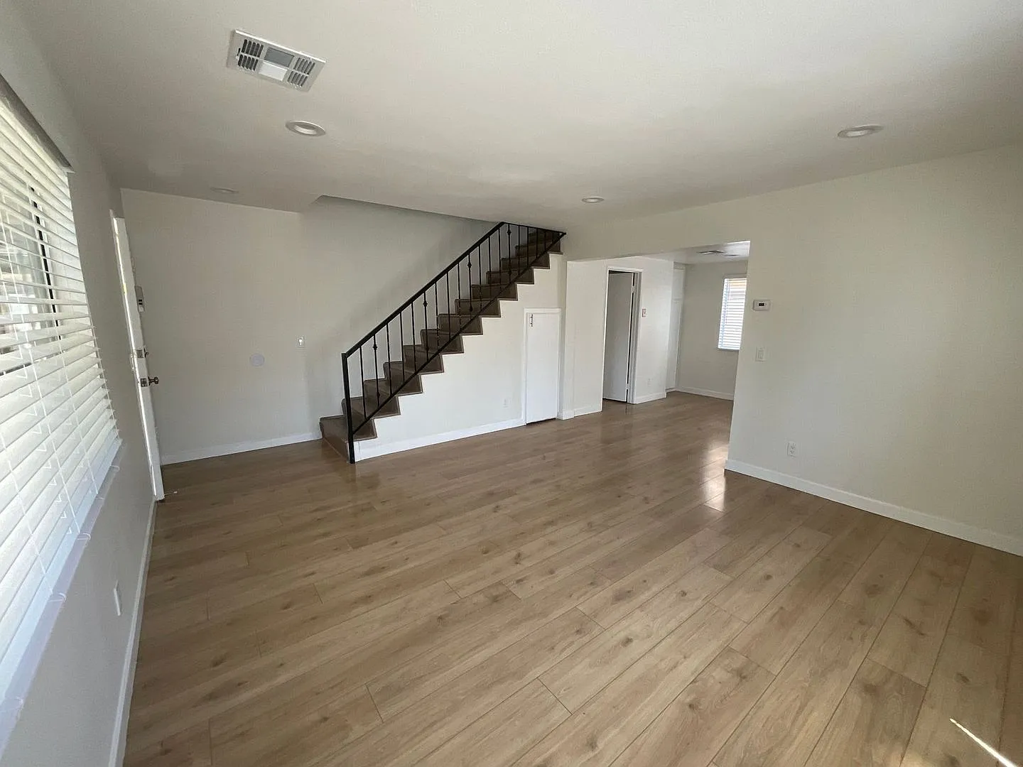 6327 Newlin Ave. — Photo 3