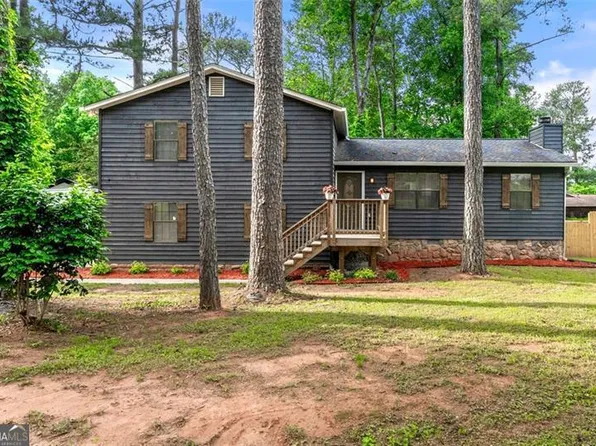 256 Grist Mill Ln, Lawrenceville, GA 30046