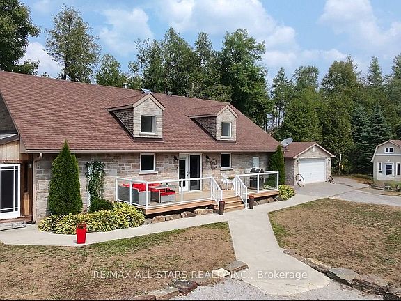 4th image of 728 Galway Rd