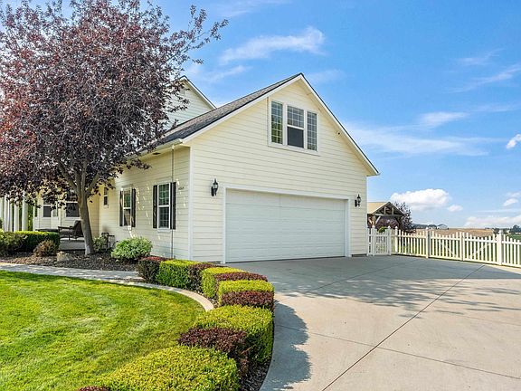 2nd image of 4865 N High Prairie Pl