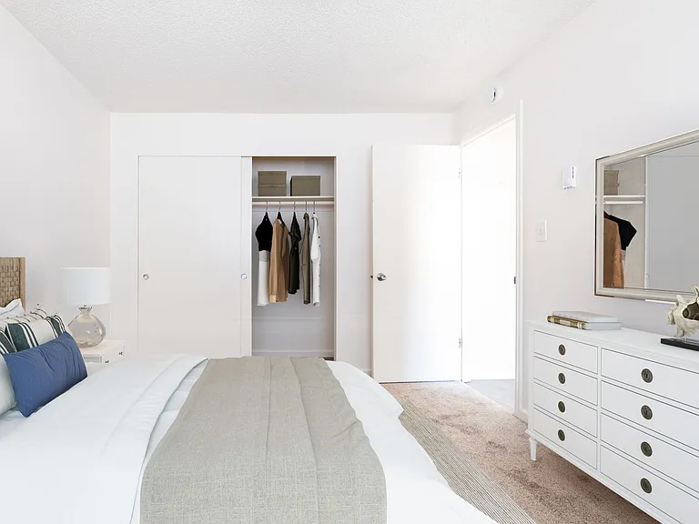 Welcome to Heather Place Apartments - Where comfort meets convenience! — Photo 7
