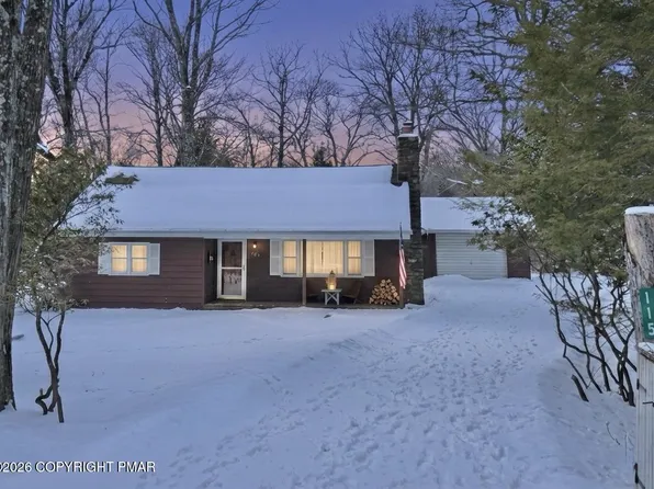 115 Crest Dr, Lake Harmony, PA 18624