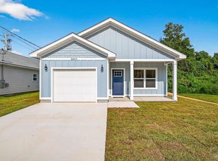 3007 N 15th Ave, Milton, FL 32583