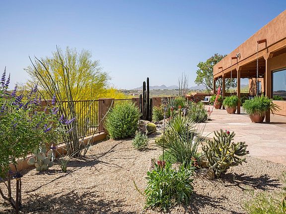 2nd image of 5470 N Palo Verde Vista Pl