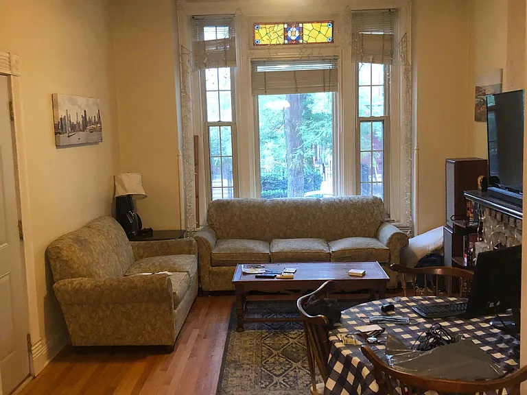 1950 N Bissell St #1 — Photo 14