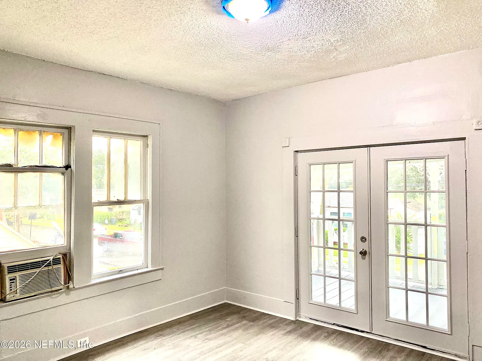 2 bed, 1.0 bath, 994 sqft, $1,250 — Photo 4