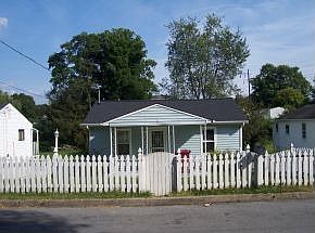 1st image of 2510 Park Ave