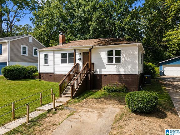 3rd image of 748 47th Way S