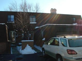 141 W Lake Cook Rd, Palatine, IL 60074