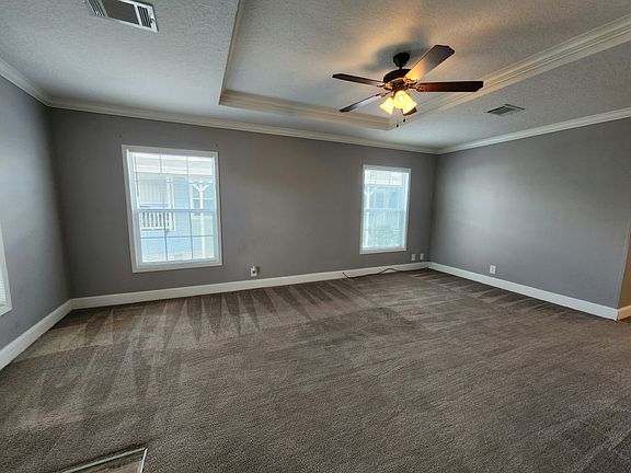 3rd image of 3000 N Tamiami Trl #P2s7hz