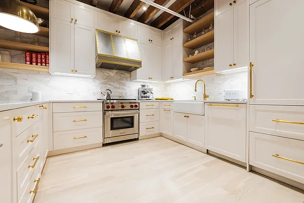 Sold by Owner | media 3