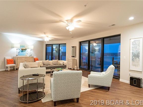 3rd image of 166 Captiva Dr #1A