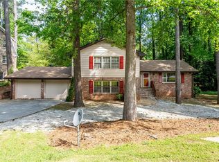 905 Rowland Rd, Stone Mountain, GA 30083