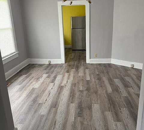 5th image of 515 Hudson St
