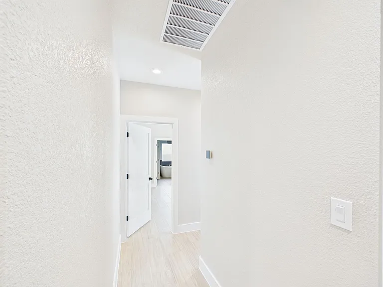 110 Parlin Ln — Photo 29